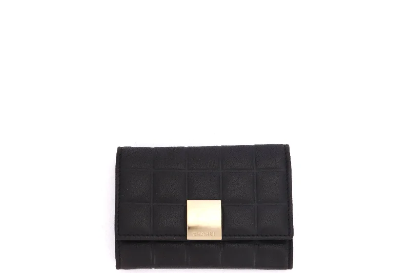 CHANEL VINTAGE BLACK COLOR LAMBSKIN CHECKED GHW KEY HOLDER (727xxxx), WITH BOX, NO CARD