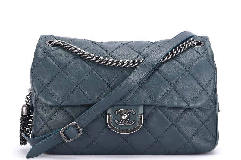 CHANEL COCO SPORRAN FLAP (1818xxxx) JUMBO DARK GREEN QUILTED CALFSKIN RUTHENLUM HARDWARE, WITH DUST COVER & BOX, NO CARD