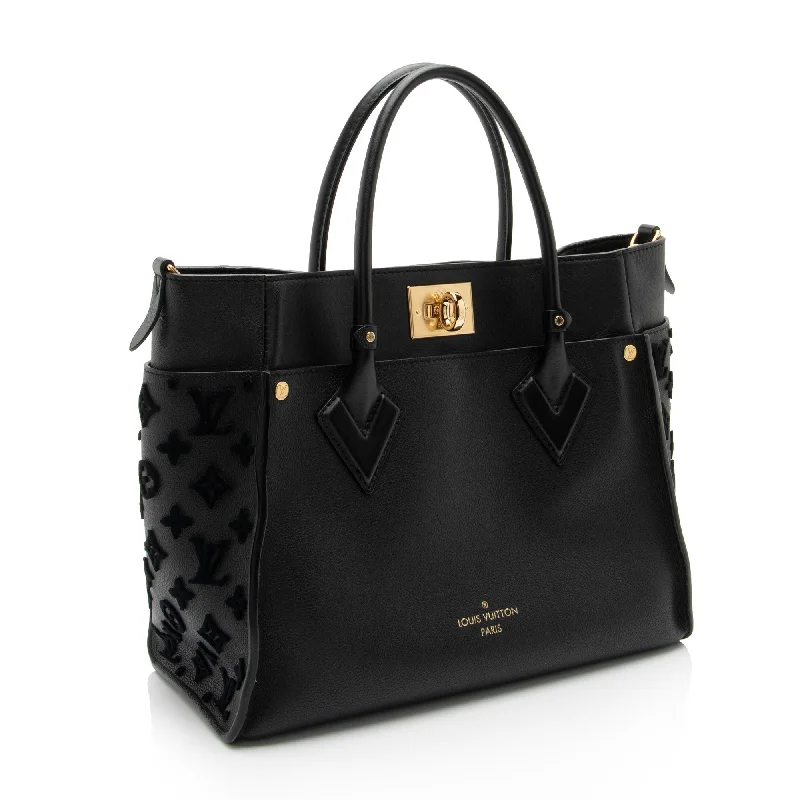 Louis Vuitton Calfskin Tufted Monogram Canvas On My Side MM Tote (bIbven)