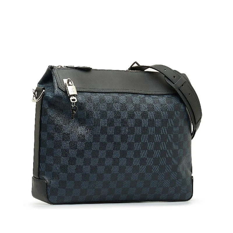 Louis Vuitton Damier Cobalt Greenwich Messenger (EhAV5O)