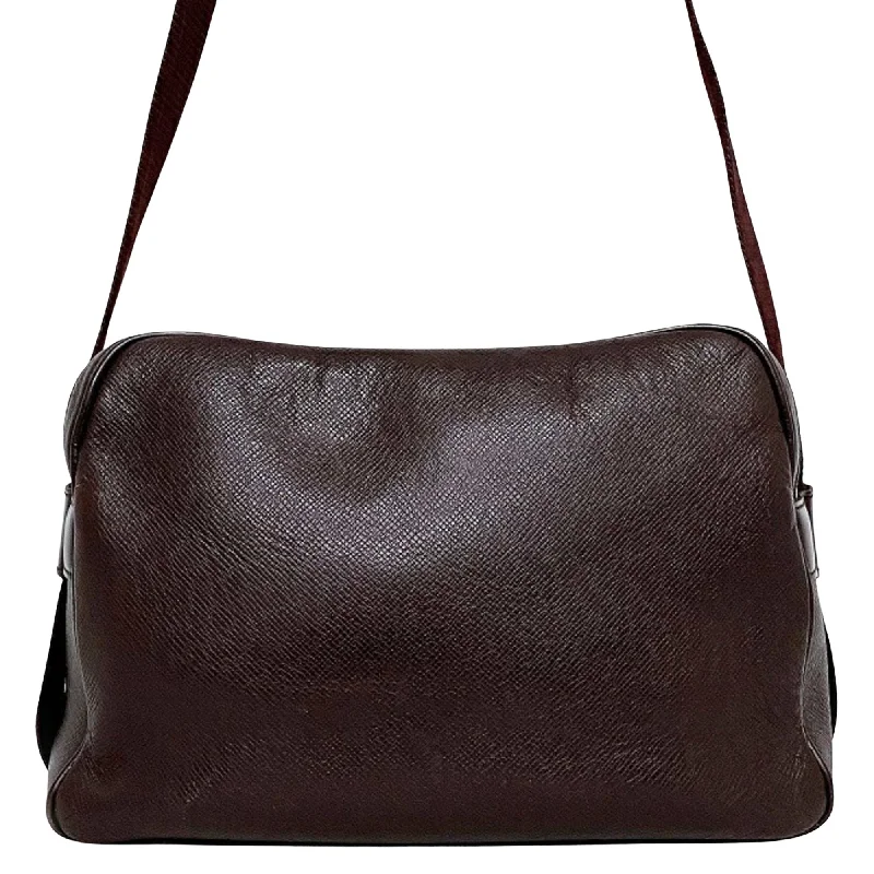 Louis Vuitton Bordeaux Leather Reporter shopper bag